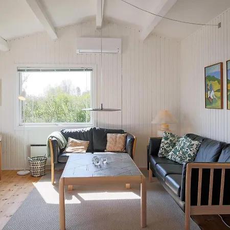 6 Person Holiday In