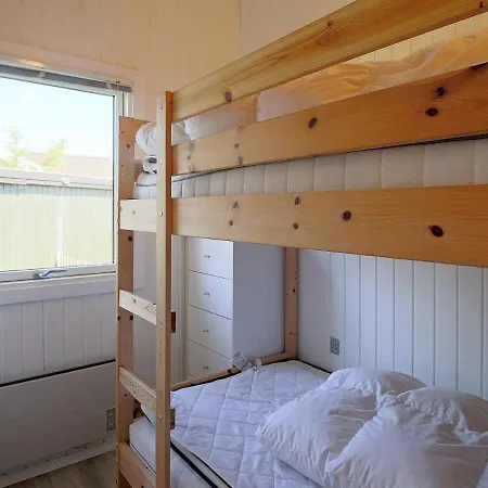 6 Person Holiday In